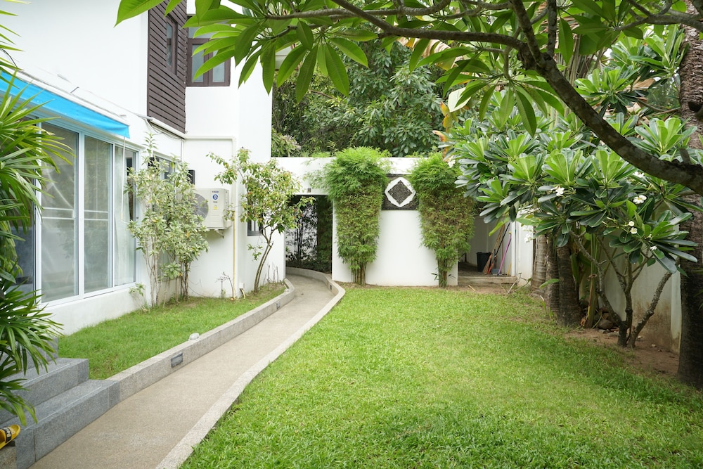Emerald Sands Beach Villa — 4-Star Luxury Hotel in Koh Samui, Thailand