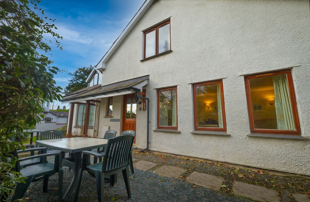 Holly Cottage — 4-Star Luxury Hotel in Ambleside, United Kingdom