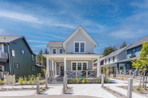 Happy Place by Seabrook Hospitality in Huntington Beach, United States