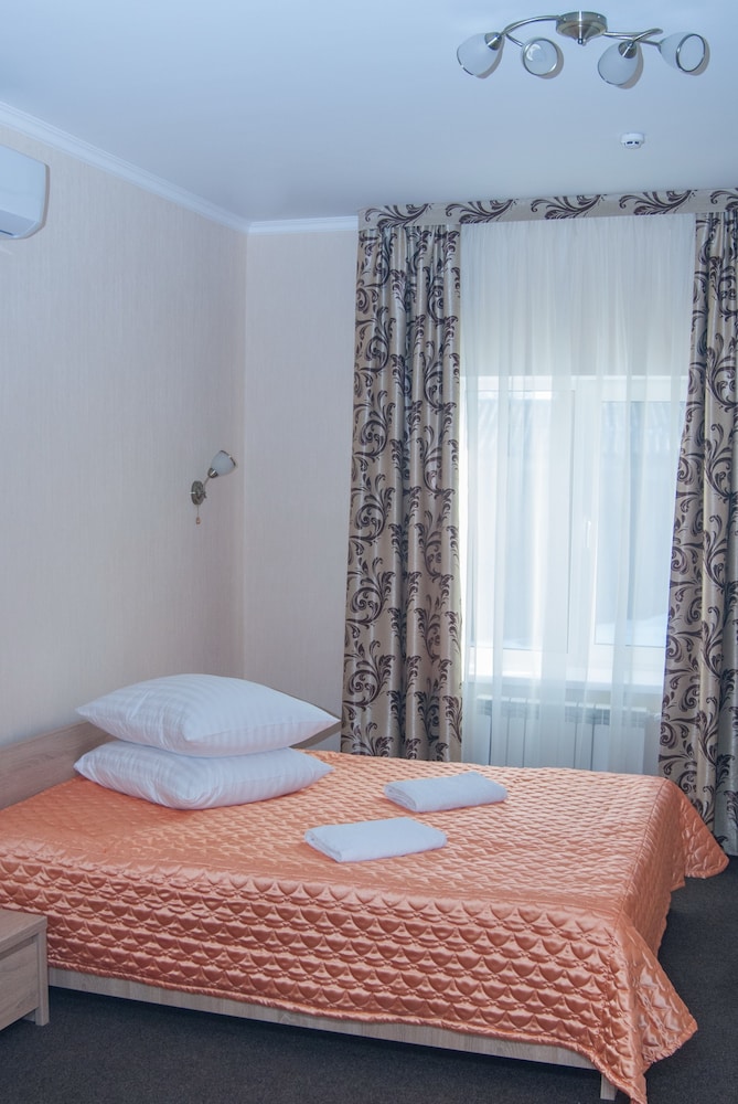 Veles Hotel — Brovary — photo 4