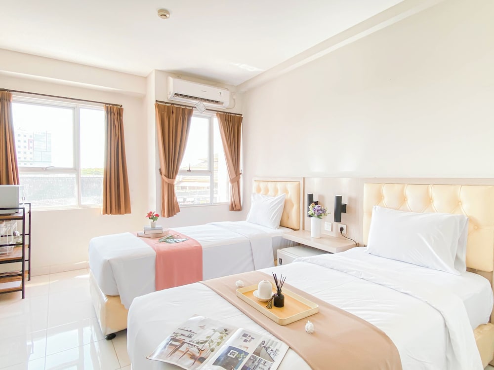 Simple Studio Near President University At Elvis Tower Apartment in Cikarang, Indonesia