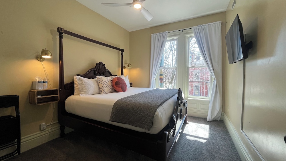 Stone Gables Inn - photo 14
