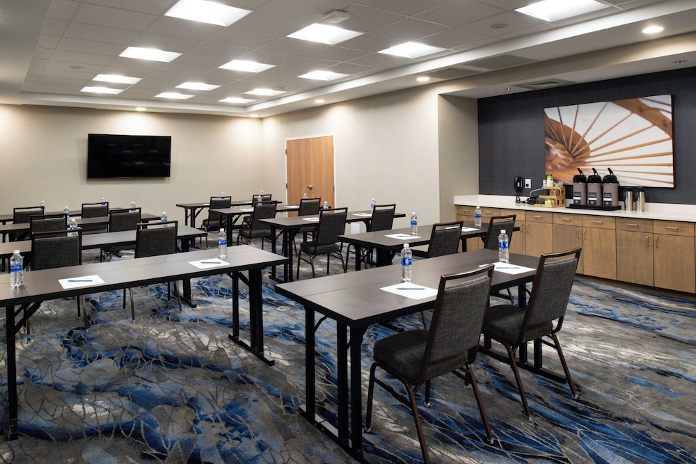 Fairfield Inn & Suites by Marriott Charlotte University Research Park - photo 35