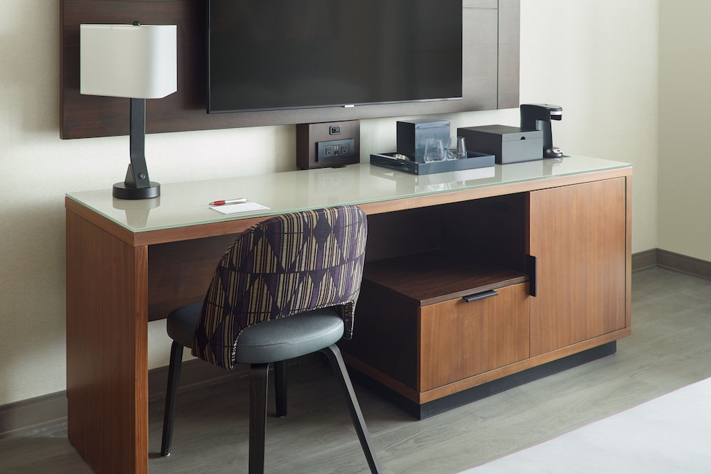 Marriott Knoxville Downtown - photo 6