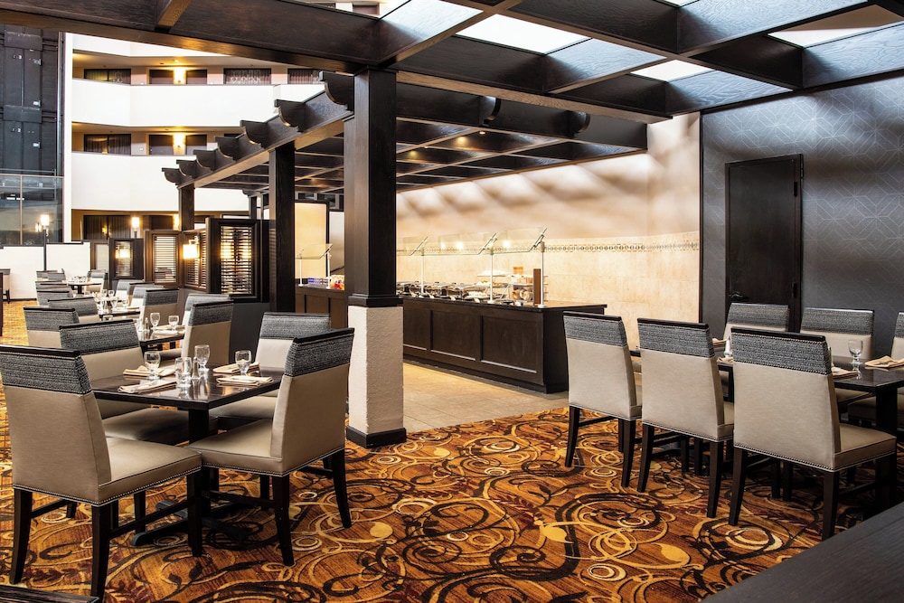 Sheraton Minneapolis West Hotel - photo 61