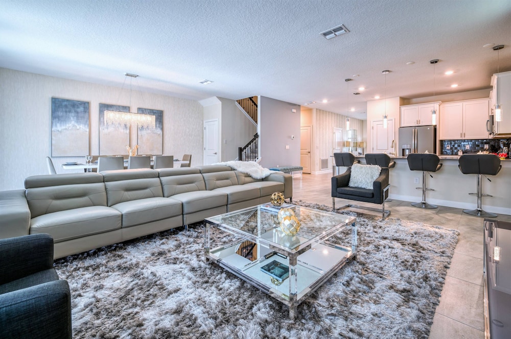 Gorgeous Brand New 7 Bedrooms House With Pool and Game Room at Champions Gate Resort - photo 20