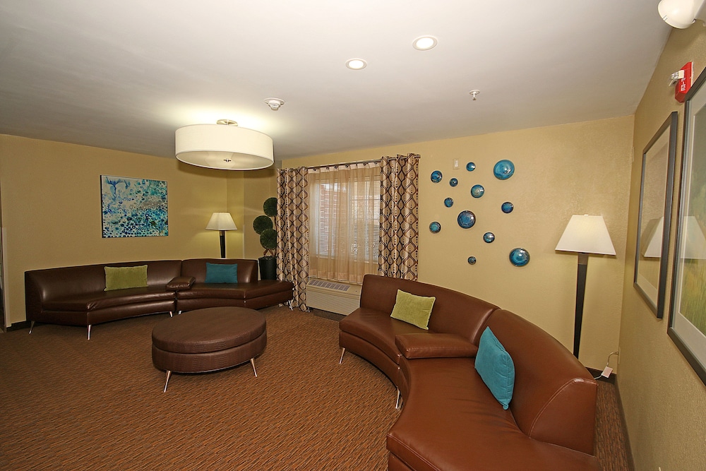 Candlewood Suites Newport News Yorktown by IHG - photo 23
