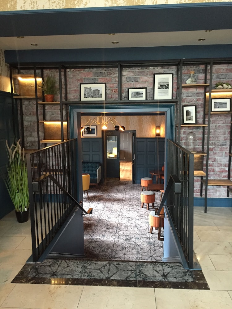 Lahinch Coast Hotel and Suites