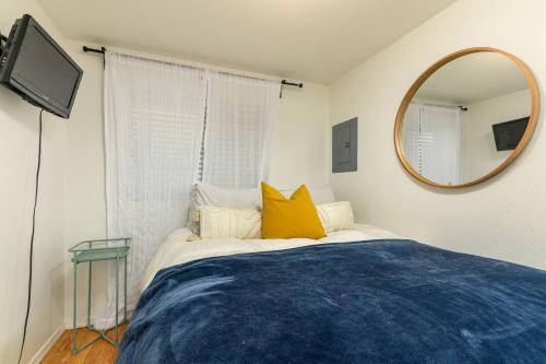 Sea Haven Motel Unit 2. in Rockaway Beach, United States