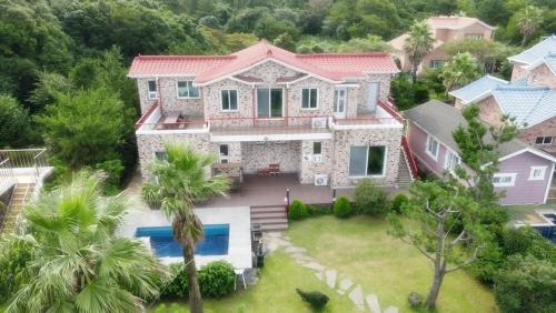 Jeju Olle House — 4-Star Luxury Hotel in Jeju City, South Korea