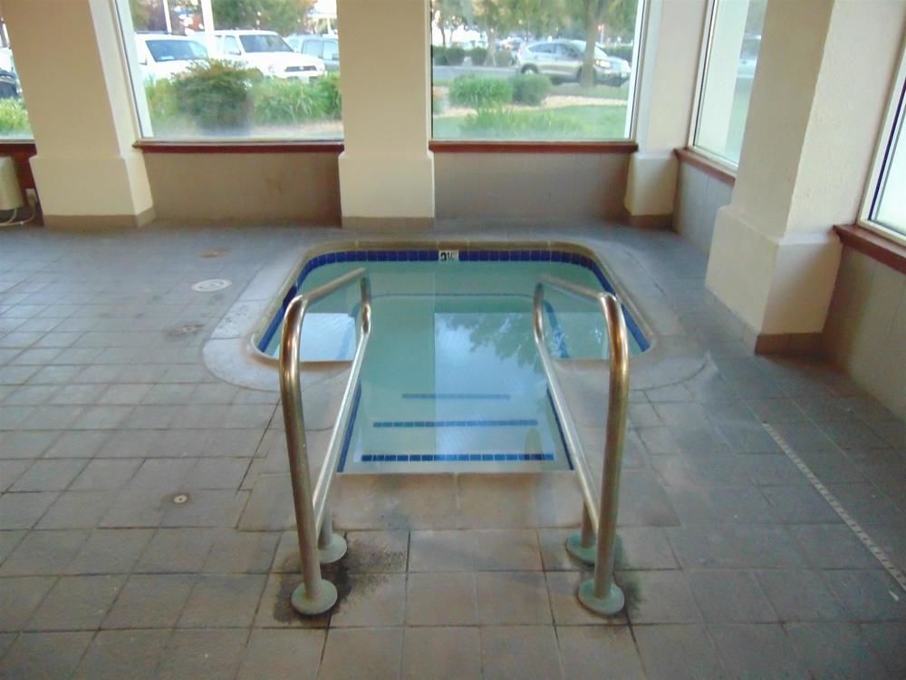 Motel 6 - photo 6