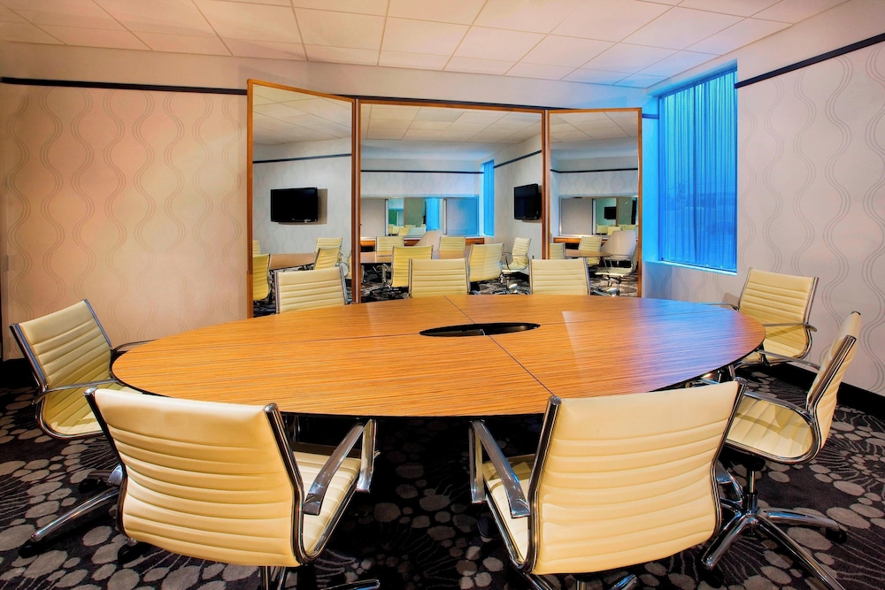 Aloft Mount Laurel - photo 27