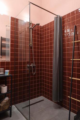 Spacious 1BR Apartment In The Heart of Tbilisi
