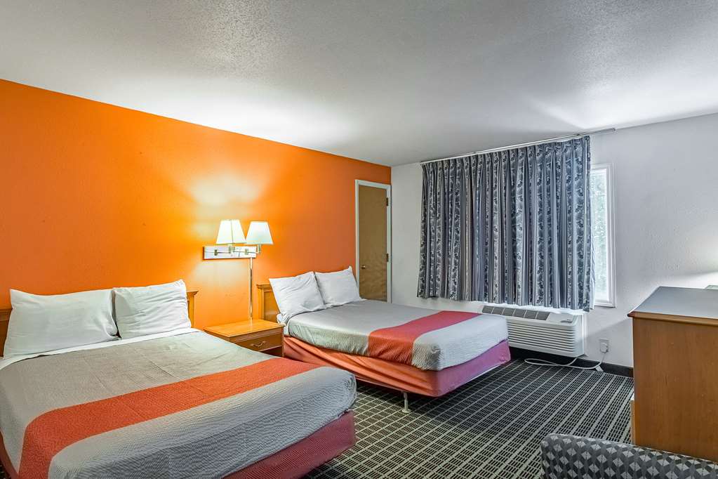 Motel 6 Grand Rapids MI Northeast - photo 9