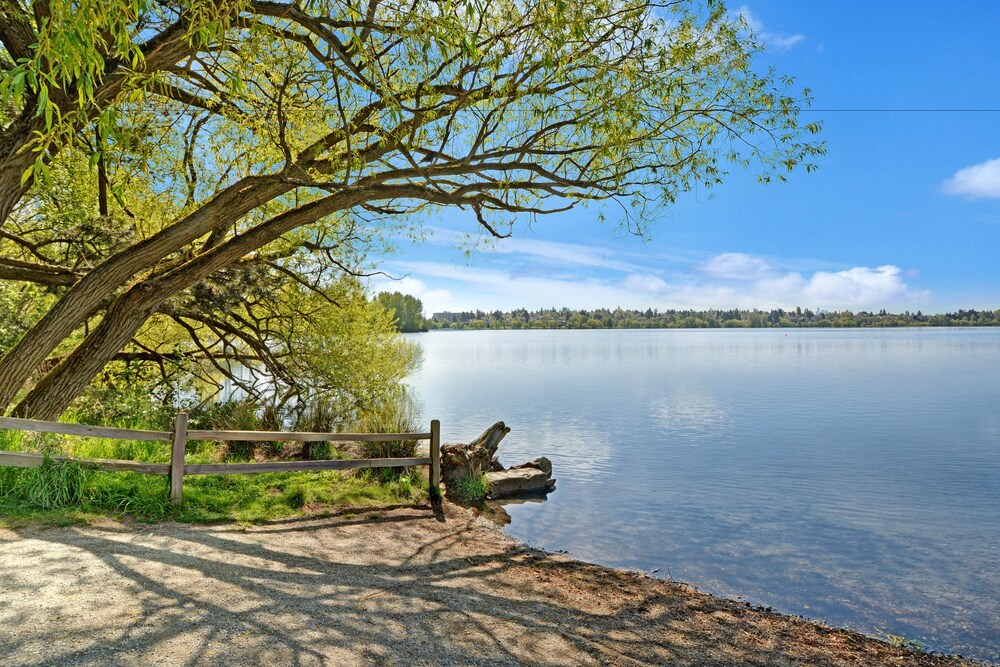 Lakefront Craftsman - photo 17