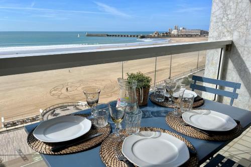 Apartment Place Foch 1 — 4-Star Luxury Hotel in Les Sables-D'olonne, France