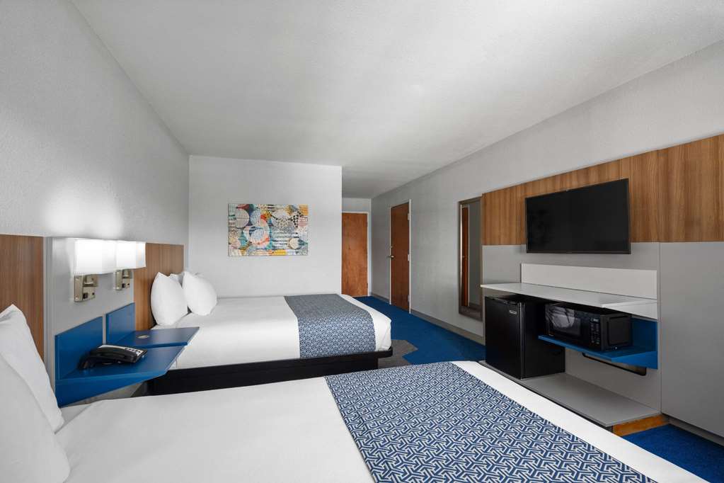 Microtel Inn & Suites by Wyndham Houma - photo 26