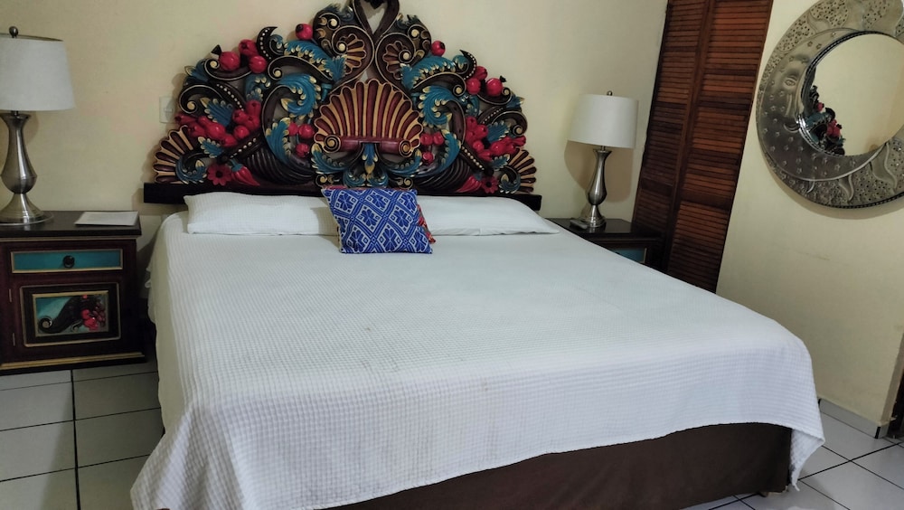 Hotel Chely — Bernal — photo 2