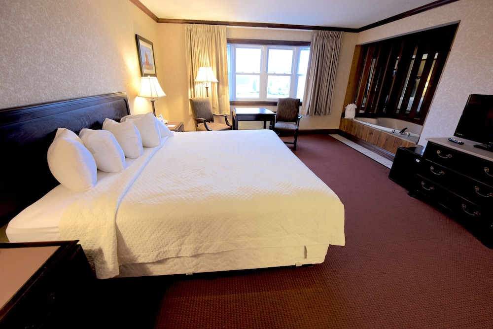 Days Inn by Wyndham Mackinaw City Lakeview - photo 8