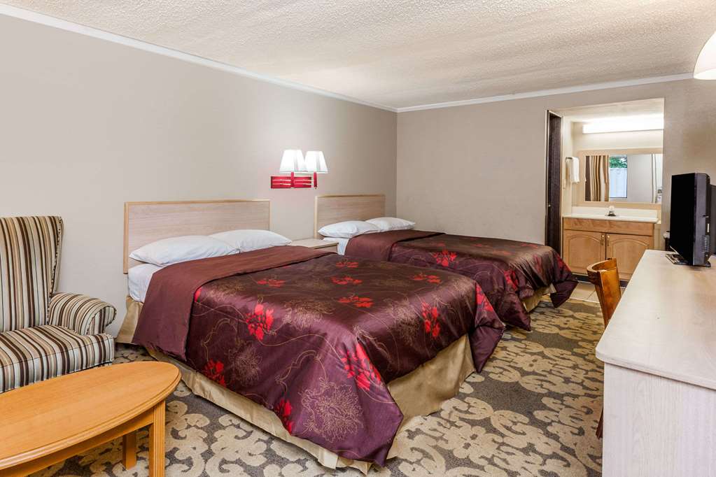 Knights Inn Farmington Hill - photo 5