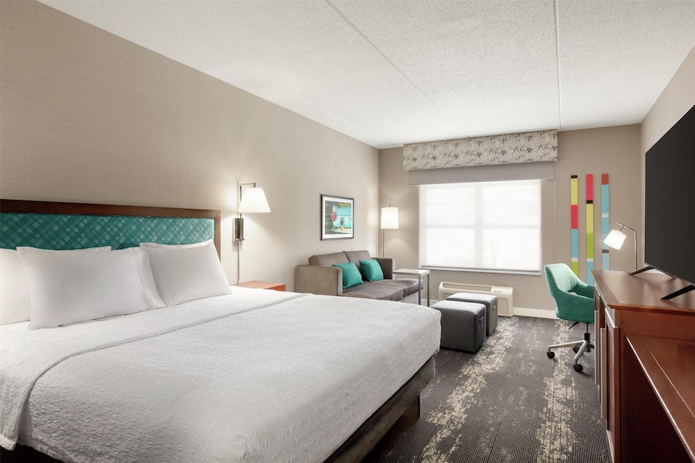Hampton Inn Deadwood at Tin Lizzie Gaming Resort - photo 11
