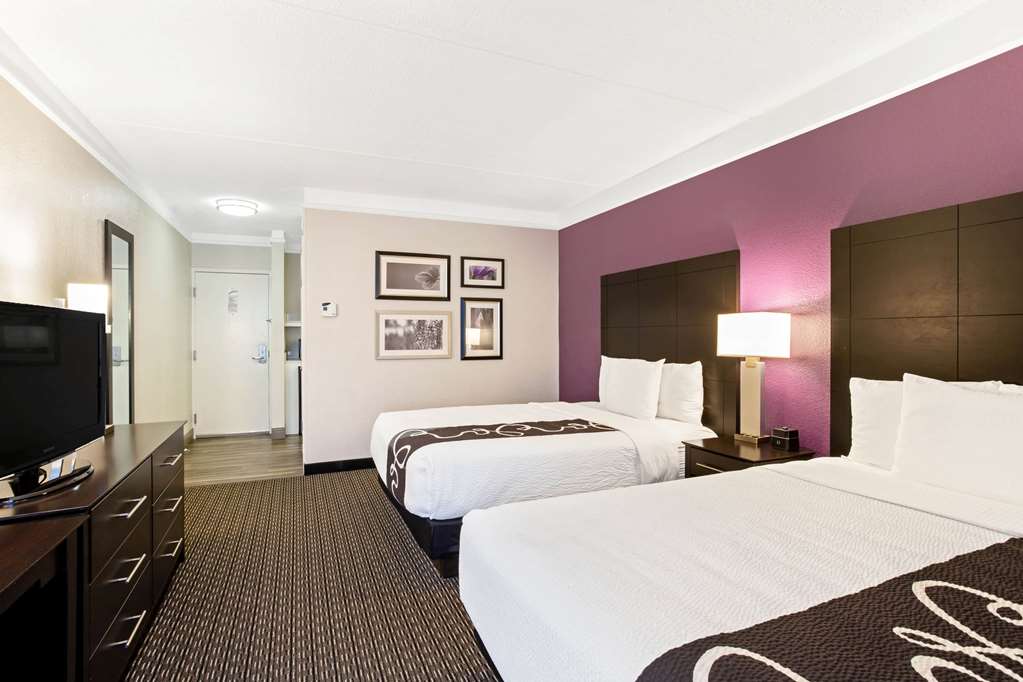 La Quinta Inn & Suites by Wyndham Boston Andover - photo 20