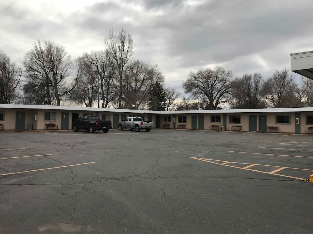 Paintbrush Motel - photo 33
