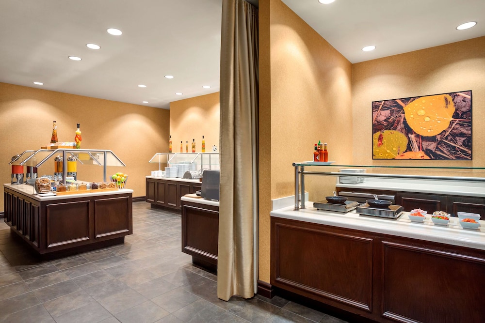 DoubleTree by Hilton Dallas DFW Airport North - photo 23