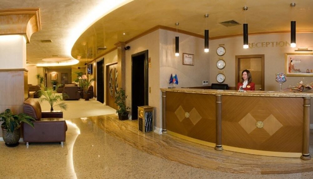 Hotel Mistral — Balchik — photo 2