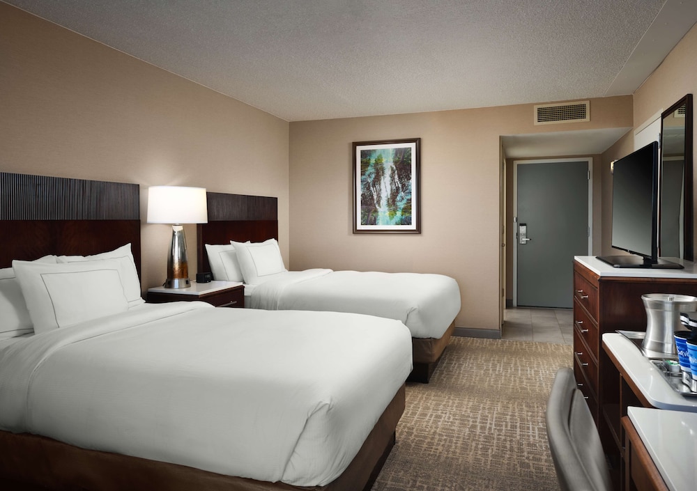 Hilton Fort Collins - photo 11