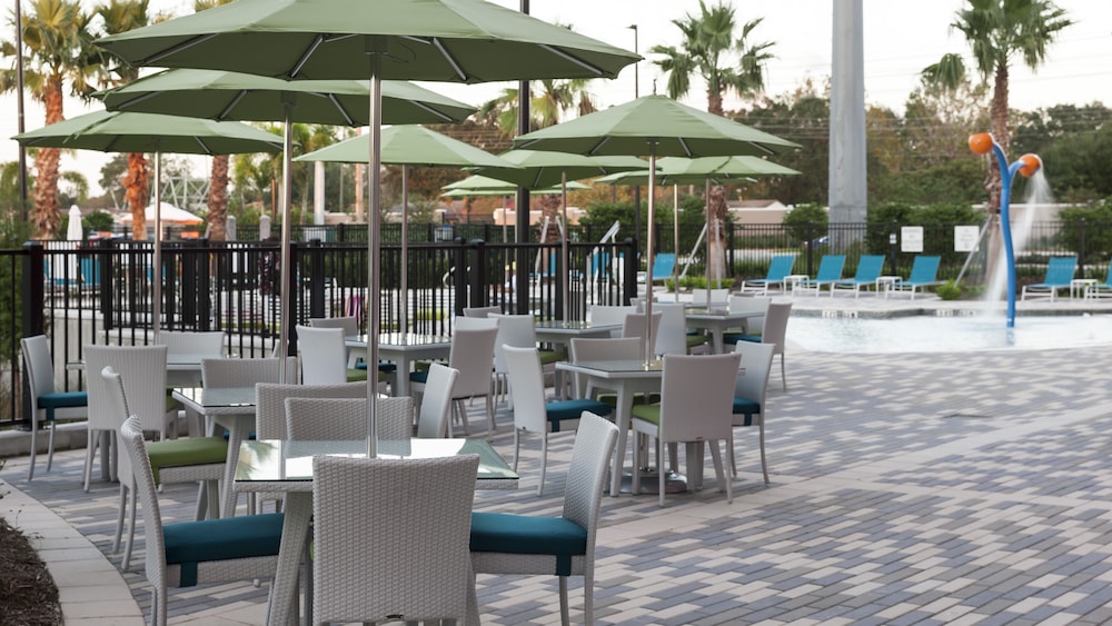 Holiday Inn Express & Suites Orlando at SeaWorld by IHG - photo 50