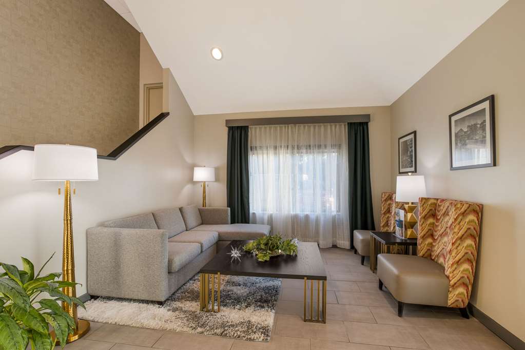 Clarion Pointe Sevierville Pigeon Forge - photo 12