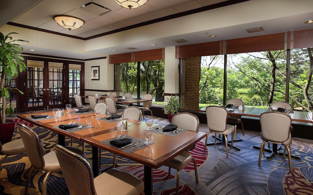 DoubleTree by Hilton Lisle Naperville - photo 22