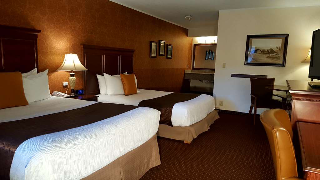 Best Western Plus Humboldt House Inn - photo 16