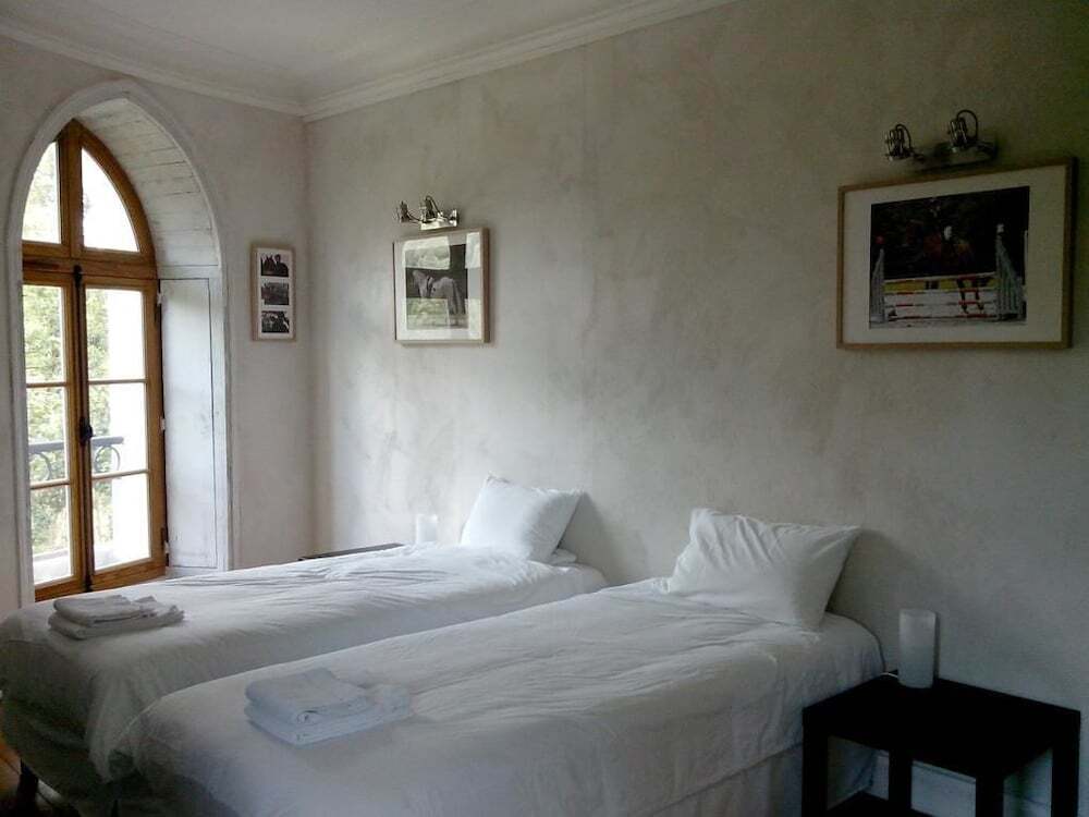 La Tour — Chateaufort — photo 2