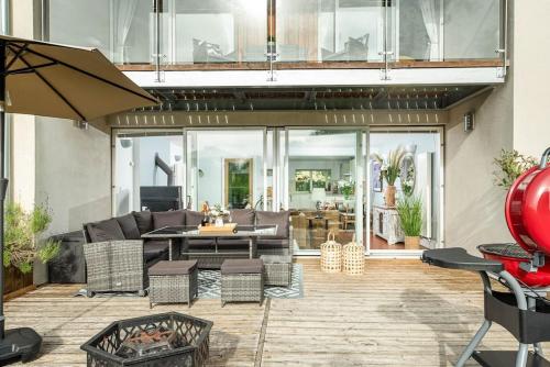 Roseberry Cottage Lower Mill Estate — 4-Star Luxury Hotel in Cirencester, United Kingdom