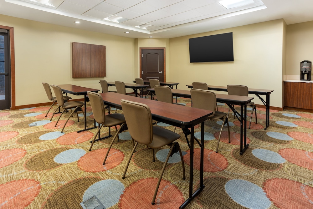 Staybridge Suites Sacramento Folsom by IHG - photo 41