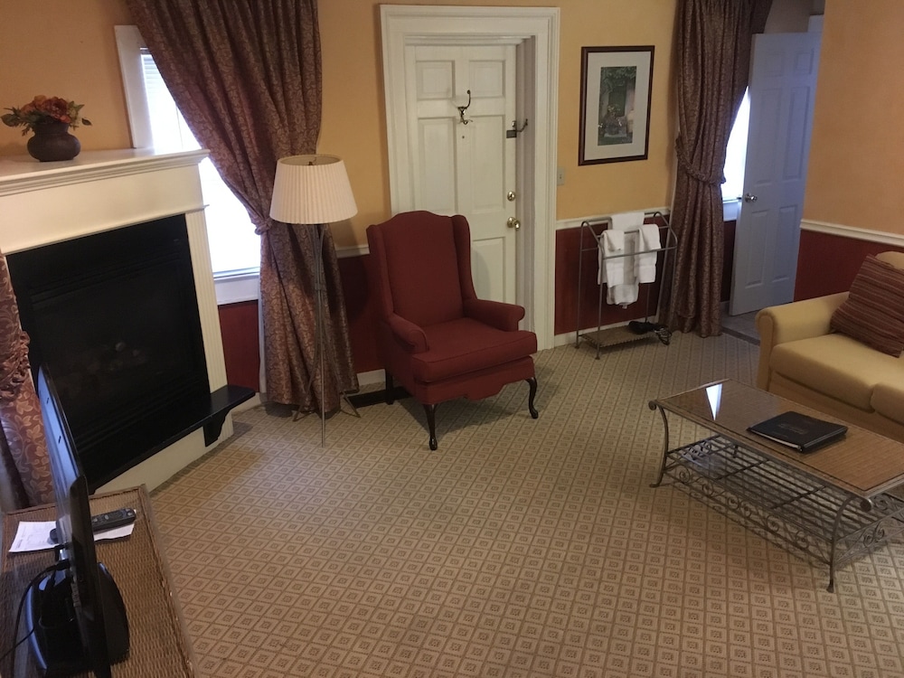 Delamater Inn - photo 76