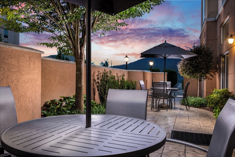 Fairfield Inn & Suites Chattanooga I 24 Lookout Mountain - photo 30