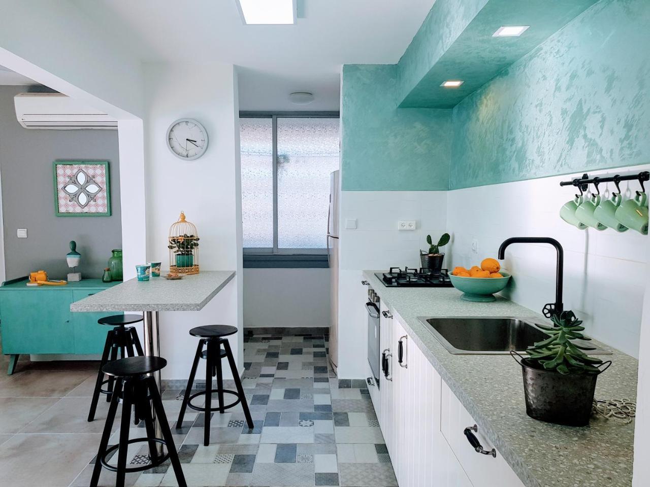 Artichoke Boutique in Haifa, Israel