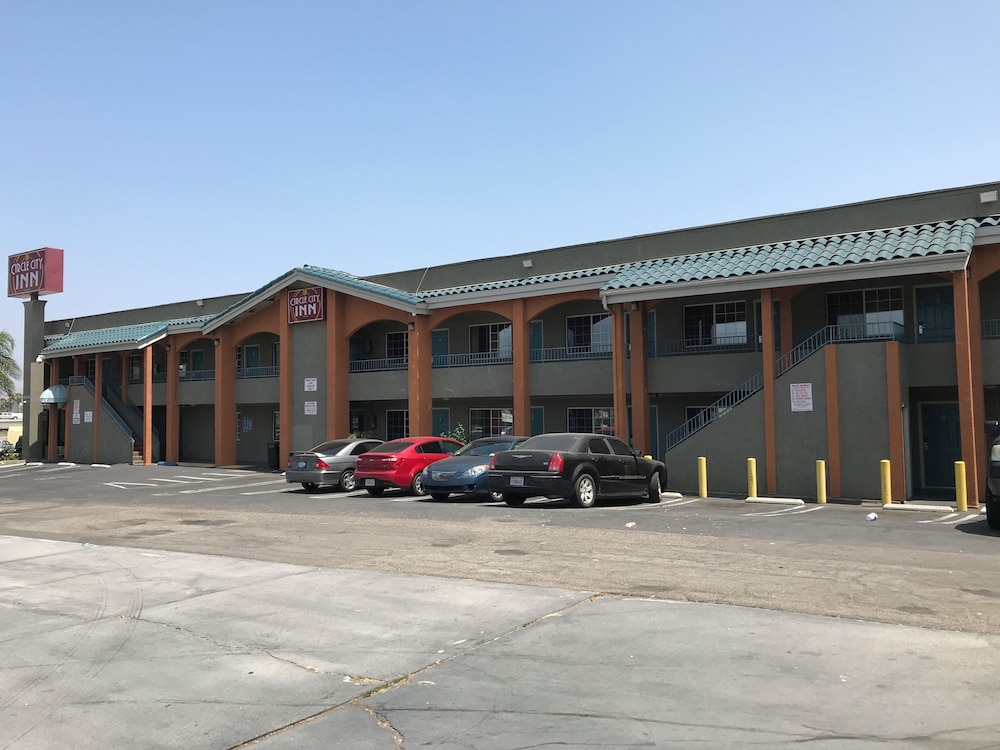 Americas Best Value Inn Corona - photo 48