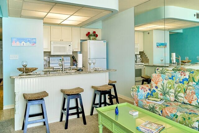 Edgewater Tower 3 Unit 308 627840 by RedAwning - photo 8