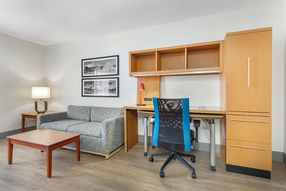 MainStay Suites Tampa Moffitt USF - photo 9