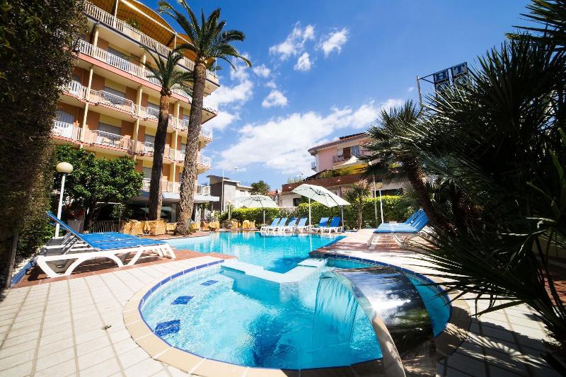 Hotel Torino Wellness Spa — Diano Marina