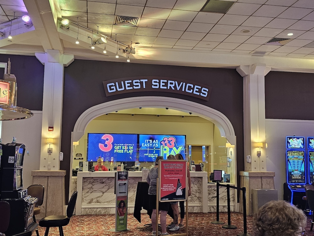 Wild Rose Casino & Hotel Clinton - photo 12