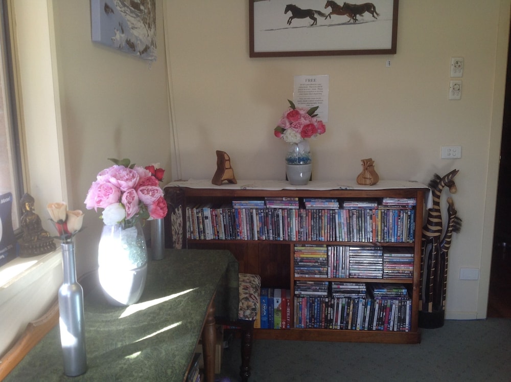 Bogong Moth Motel — Falls Creek — photo 4