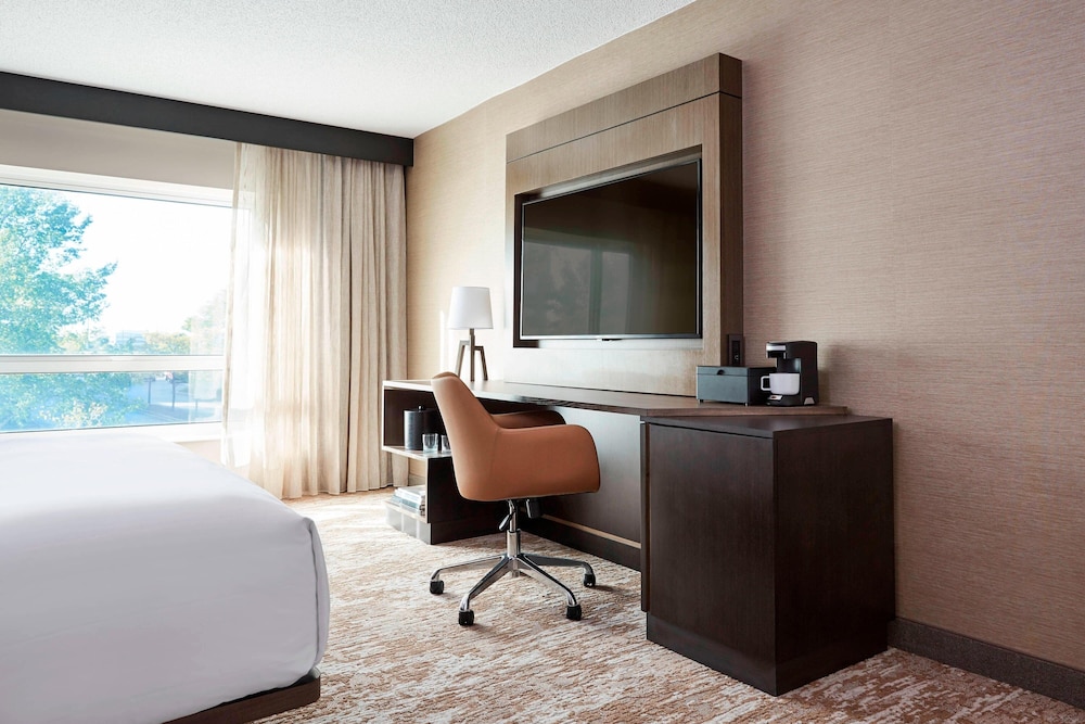 Chicago Marriott Southwest at Burr Ridge - photo 14