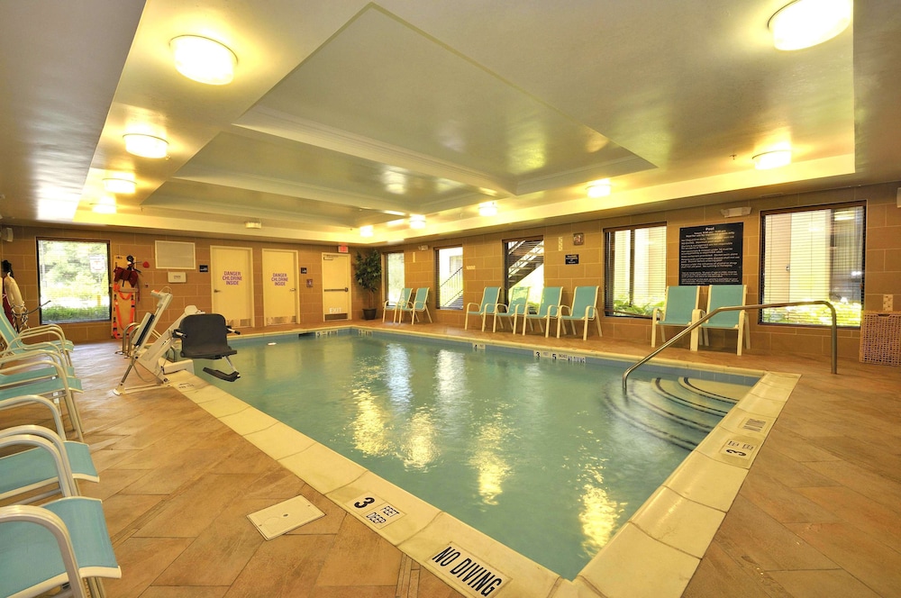 Hampton Inn Jericho Westbury - photo 52