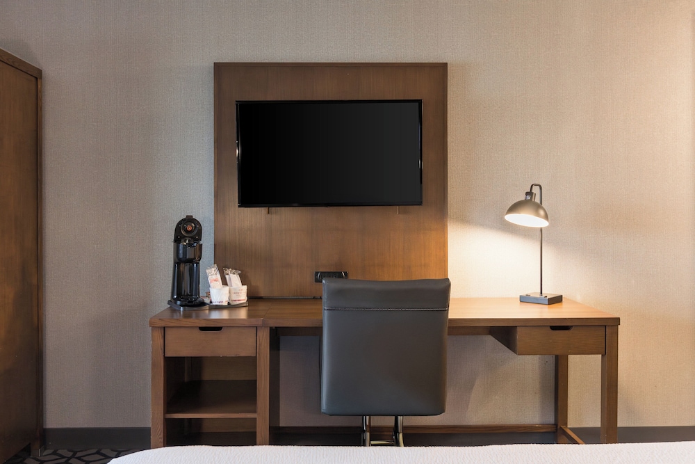Crowne Plaza Niagara Falls NY Riverside by IHG - photo 4