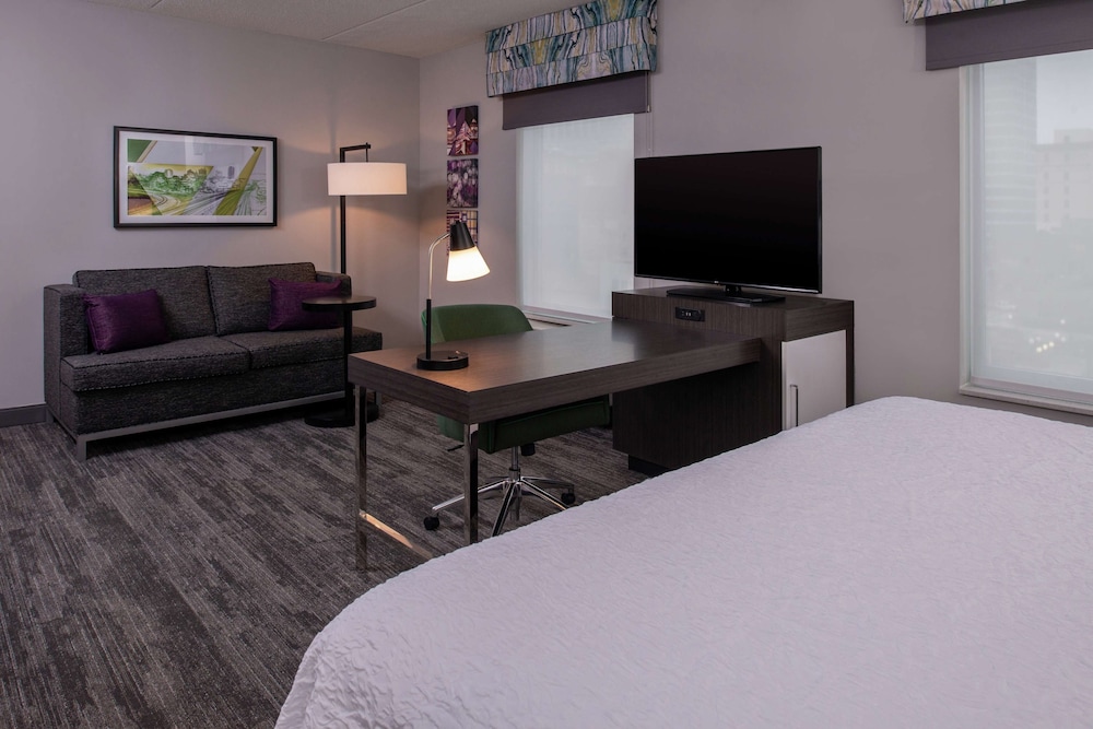 Hampton Inn & Suites Winston Salem Downtown - photo 16